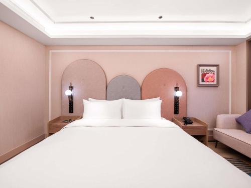 Mercure Chengdu Chunxi Road Tianfu Square – Chengdu, IL