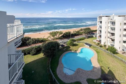 Exterior view, Seagull's View - Triplex in Umdloti