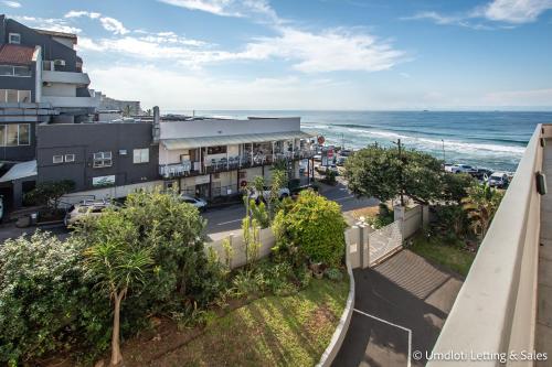 Surrounding environment, Seagull's View - Triplex in Umdloti