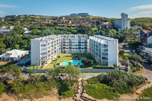 Exterior view, Seagull's View - Triplex in Umdloti