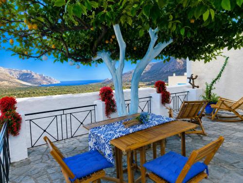 Pano Chorio Tilos in Tilosa