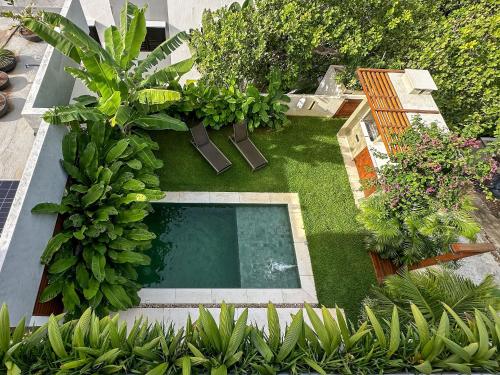 Ocean-View Villa with Rooftop Pool - image 5