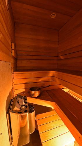 Sauna, Uneallika hubane saunaga majake "Hoburaud" in Padise