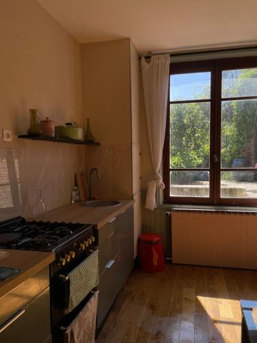 Maison Bourgeoise années 50 gîte à louer Haybes