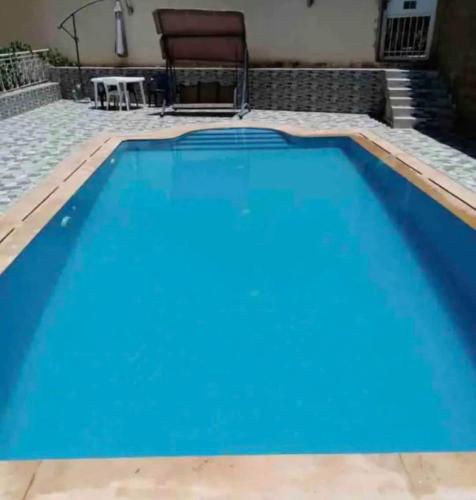 Villa apartment with terrace garden and pool in 梅克内斯