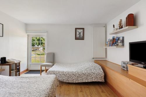 Chambres D'hotes La Maison Rouge - - Méhers