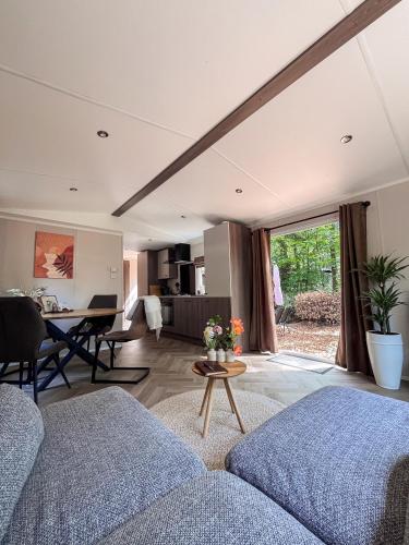 ห้องครัว, Atara Abode - Chalet voor 4 personen bij De Hoge Veluwe met tuin in บอสเคบีด เฮินเดอร์โล