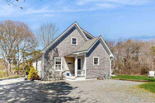Walk to Grays Beach Near Shops & Boardwalk in Yarmouth Port (Massachusetts)