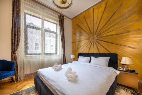 Trinoble Weiss - Boutique Apartments in Old Town - Hôtel - Braşov