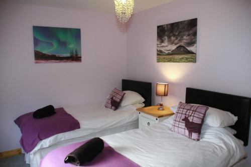 Glenlochy Nevis Bridge Apartments - image 11