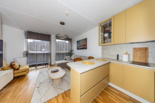 Bright Studio in Rotermann Quarter - Noor Apartment, Tallin (foto 2)