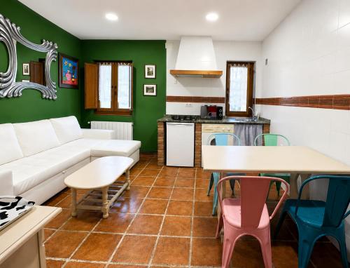 Apartamentos La Gloria - image 20