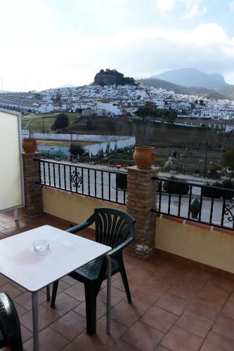 Balcony/terrace, Hostal Restaurante El Cruce in Ardales