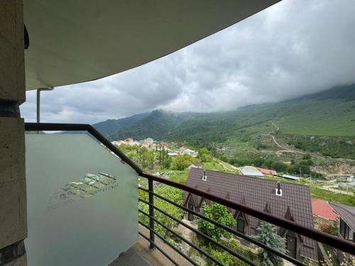 Panoramic Mountains Hotel Guba in Qırızdəhnə