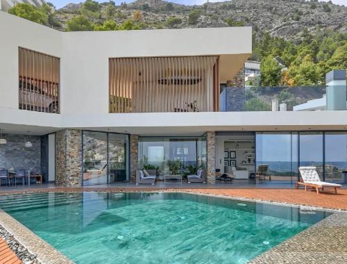 Splendid villa in Altea with sea view