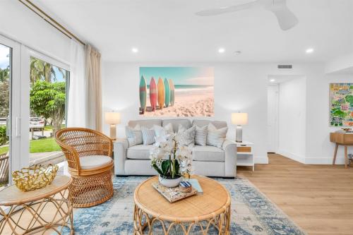 The Beach Villa in Juno! 1-Steps to the Beach in Juno Beach (Florida)