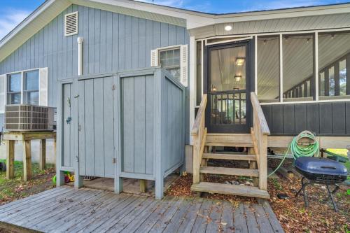 Beach Pines - image 13