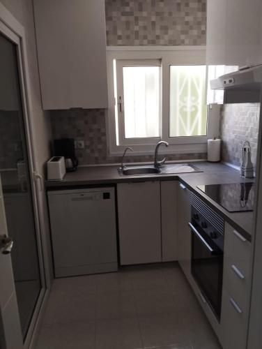 Küche, Albir apartamento con porche in El Albir