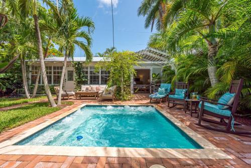 The Palms Resort Oasis - Guest House Full Kitchen, West Palm Beach