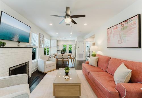 The Penn House + Guest House & Saltwater Pool Flam in West Palm Beach, USA