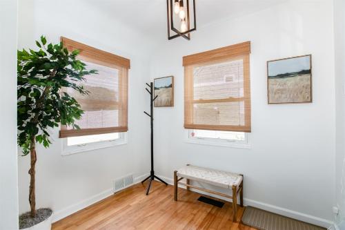 Cozy and Freshly Updated 3BR Home Walking Distance in South Bend, USA