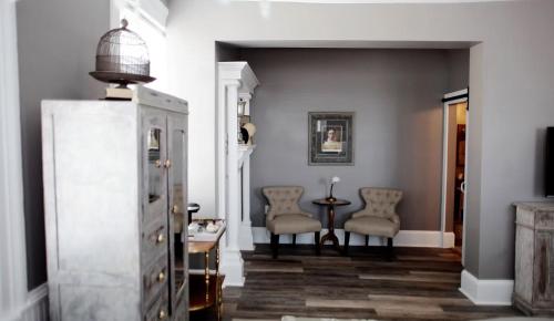Hotel Laurance Room Type - Astrid