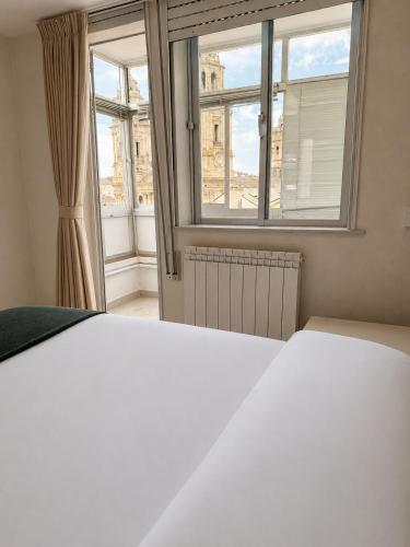 Hostal Porta Santiago - Begonte