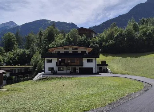 Mountainsurf Apartments in Finkenberg, Österreich
