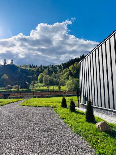 The Black Barn in Frumosu