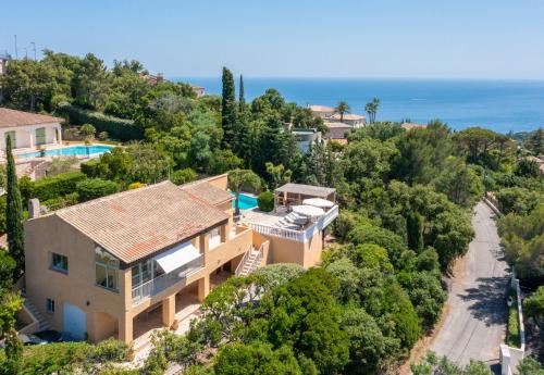 Panorama Azur – khách sạn tại Massel