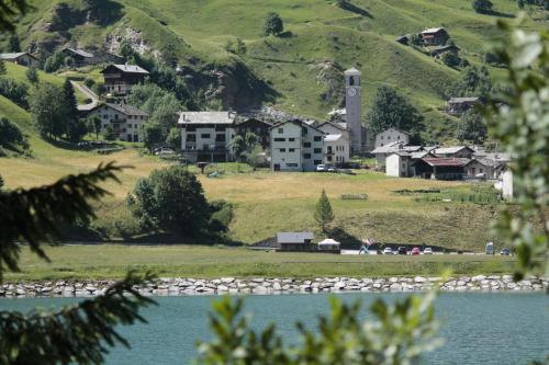  Albergo Mangusta, Pension in Madesimo bei Prestone