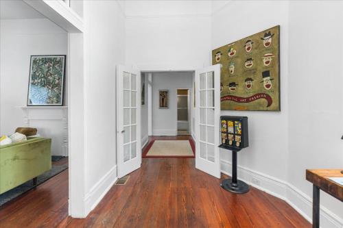 Ieeja, Stylish Historic Home 5 Min Walk to Downtown in Georgia Avenue (AL)