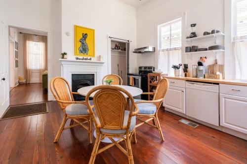 Stylish Historic Home 5 Min Walk to Downtown in Georgia Avenue (AL)