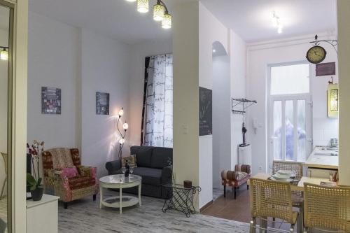 Standard Apartment by Hi5-Liszt Ferenc Square, Budapešť (fotografie 10)