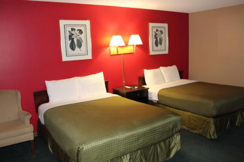 Colonial Inn