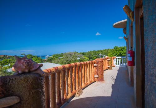 Balcony/terrace, Hotel Los Corales in Roatan Island