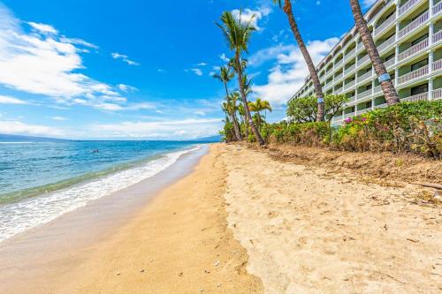 Lahaina Shores in Lahaina (HI)