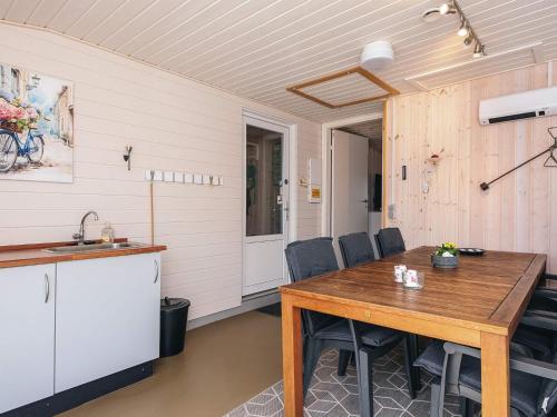 6 person holiday home in Tarm in Hemmet