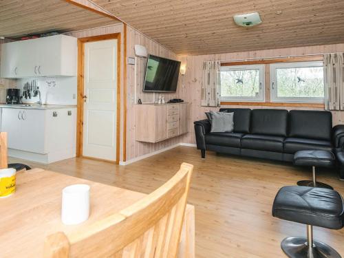 6 person holiday home in Tarm in Hemmet
