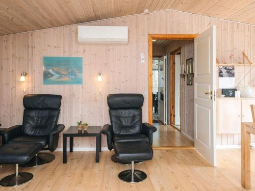 6 person holiday home in Tarm in Hemmet