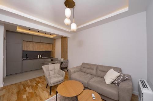 Zoi 1 modern flat near beach
