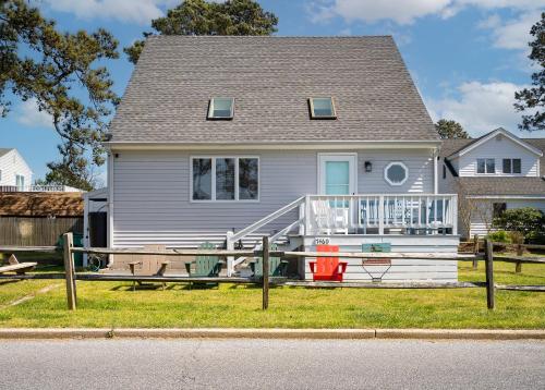 Seaside Serendipity - image 11