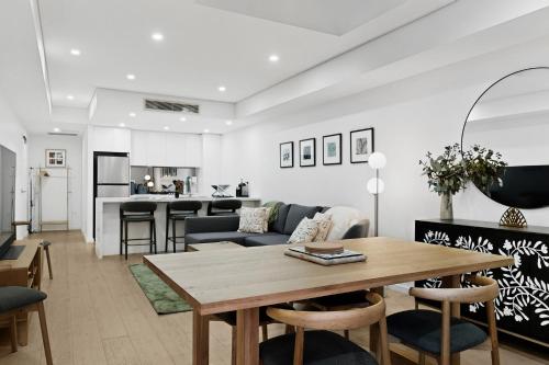 Designer 1-Bed Apartment with Balcony - image 11