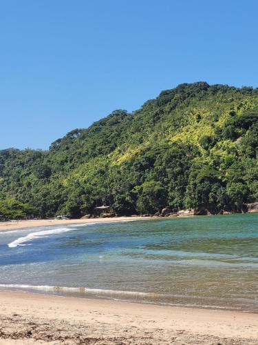 Hospedagem - Studio em Camburi das Pedras - poucos passos da praia in Picinguaba (Sao Paulo)