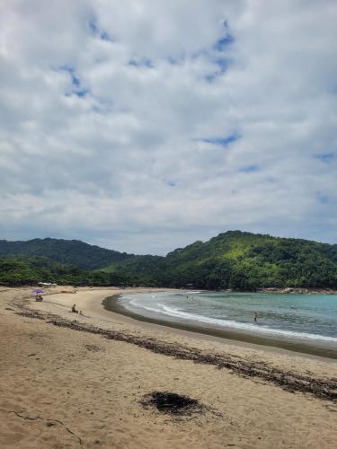 Hospedagem - Studio em Camburi das Pedras - poucos passos da praia in Picinguaba (Sao Paulo)