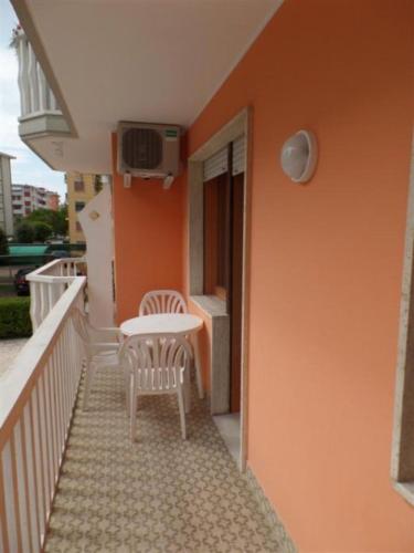 Cozy flat just 100 m from the golden beach