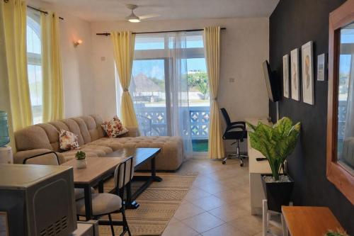 Stay, Swim & Unwind 1BR In Malindi Near the Beach in Malindi