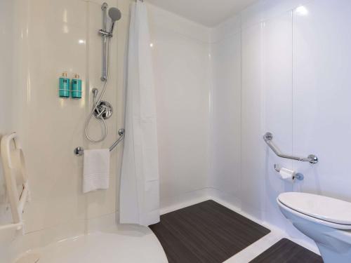 Sleeps 3