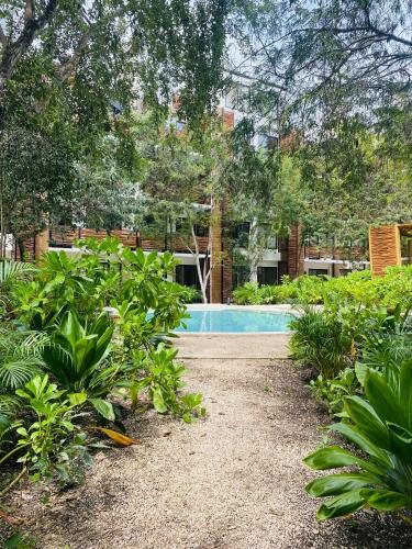 2 BR Condo with jacuzzi in La Veleta
