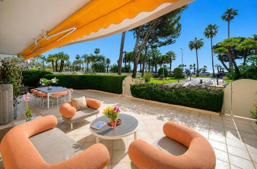 Luxury Beachfront Croisette large Terrace Parking